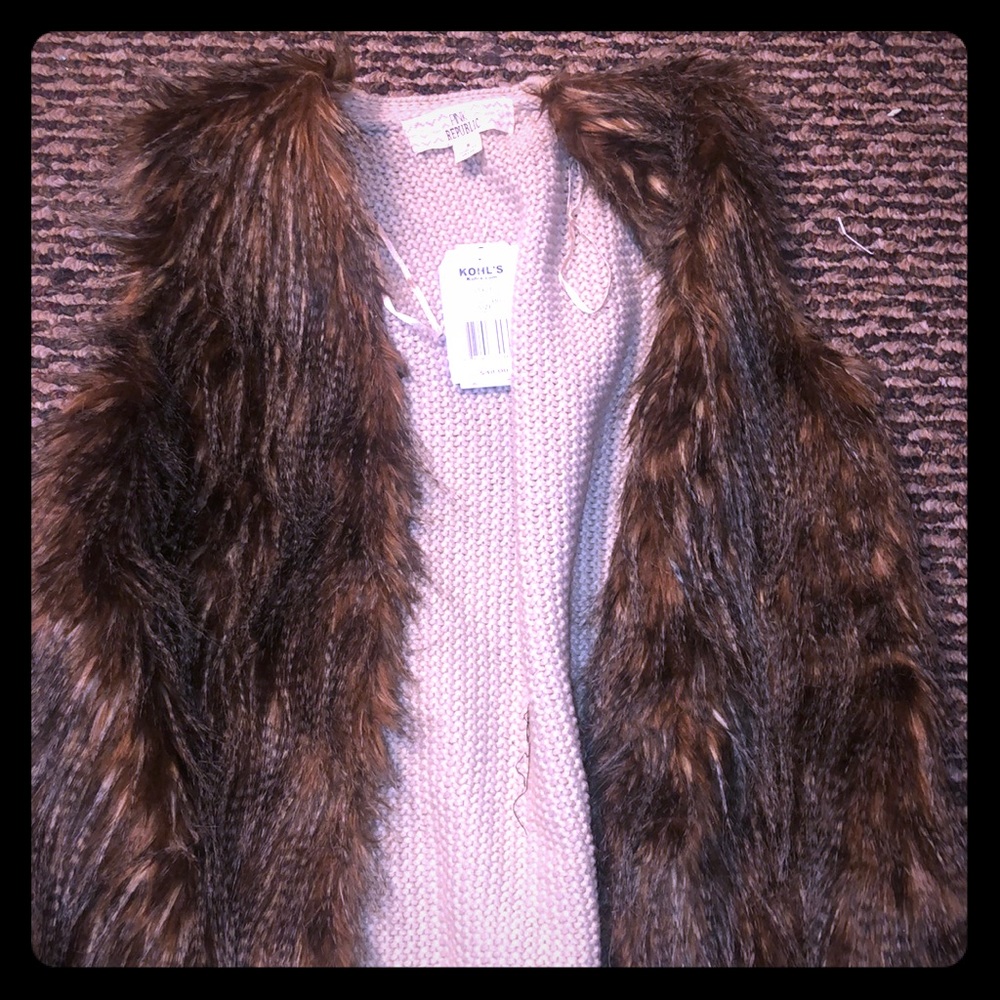 Fur vest